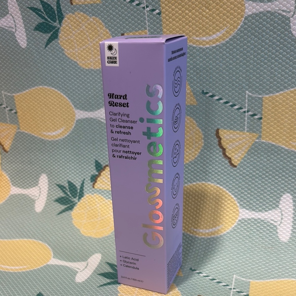 Glossmetics Clarifying Gel Cleanser